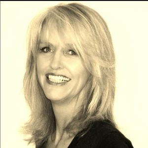 Meet your Posher, Ella